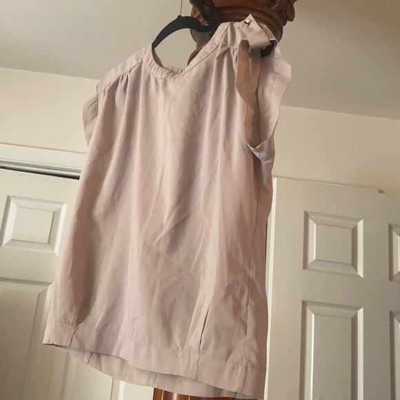 Tan blouse simple - Picture 2 of 4